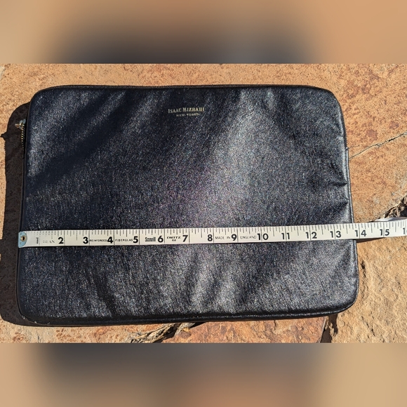 Isaac Mizrahi New York laptop large iPad or a notebook PC Leather padded cover - Picture 6 of 10